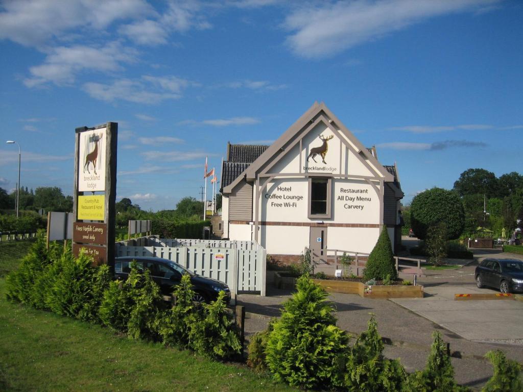 Breckland Lodge อัทเทิลโบโร ภายนอก รูปภาพ