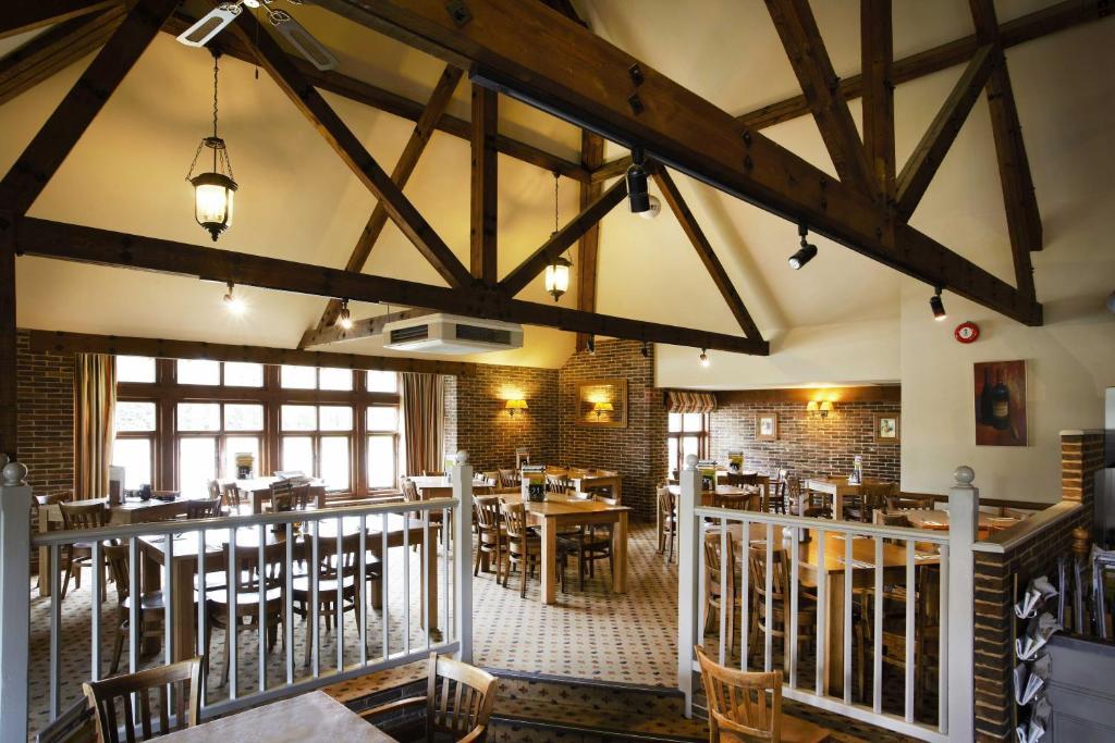 Breckland Lodge อัทเทิลโบโร ภายนอก รูปภาพ
