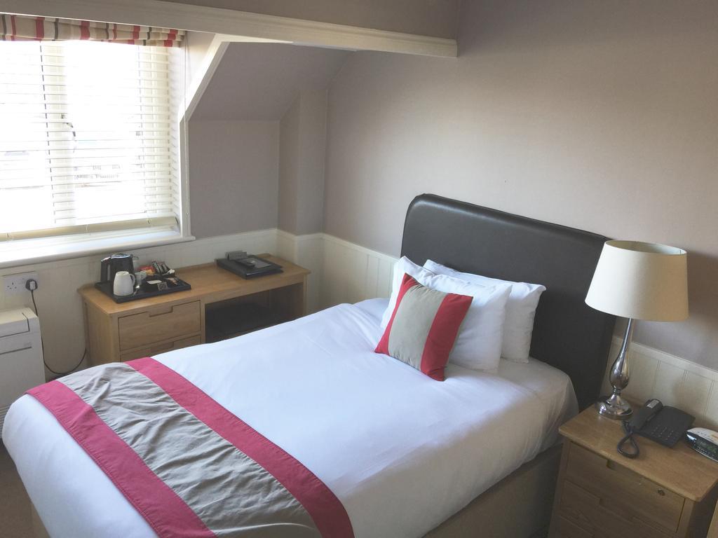 Breckland Lodge อัทเทิลโบโร ภายนอก รูปภาพ