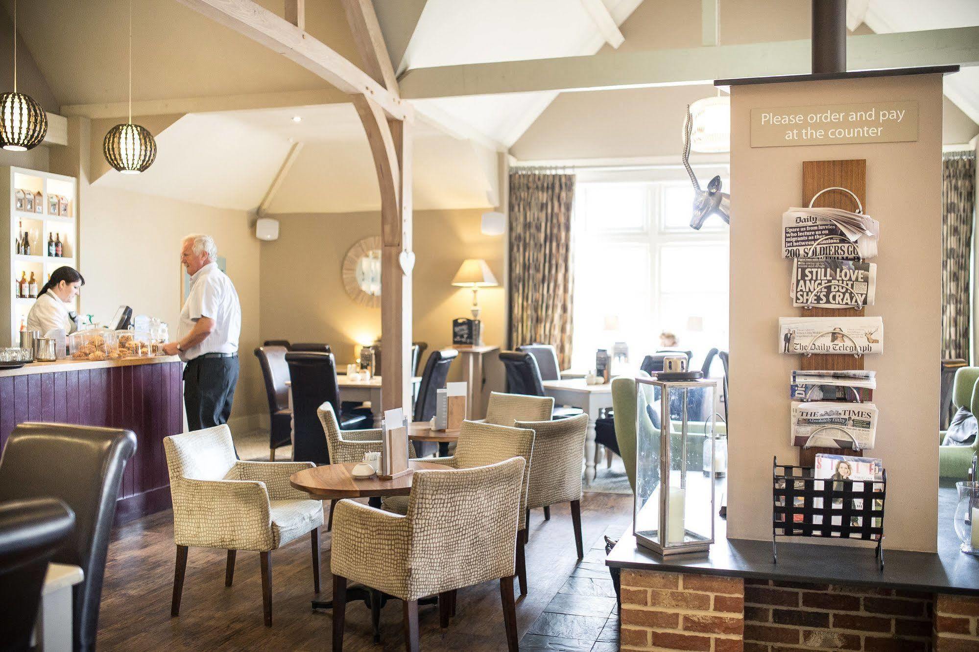Breckland Lodge อัทเทิลโบโร ภายนอก รูปภาพ